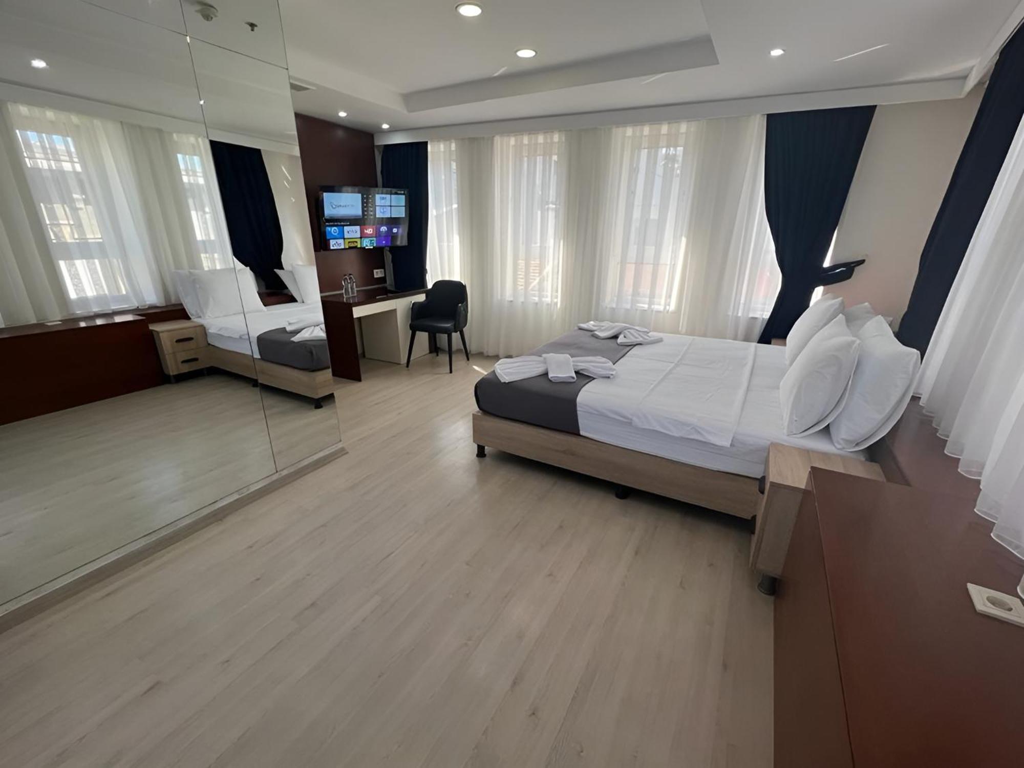 Genoa Port Hotel *