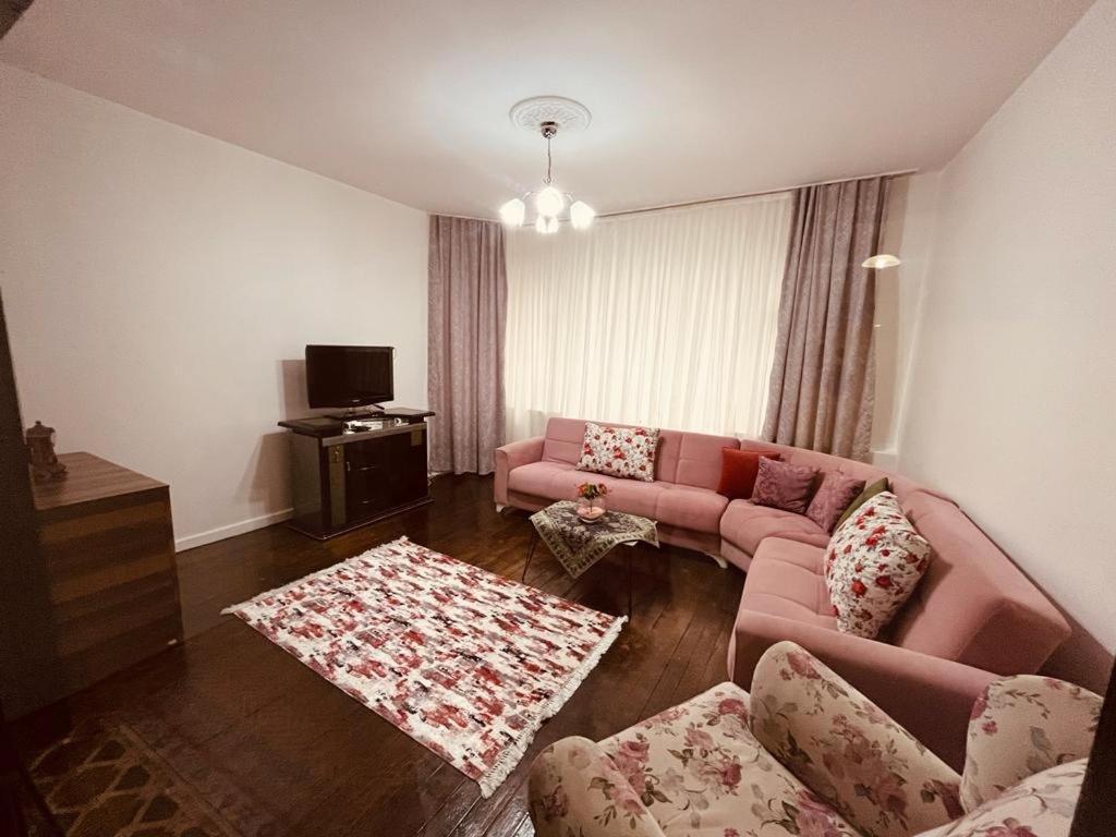 Arya 3+1 Cihangir Apartment