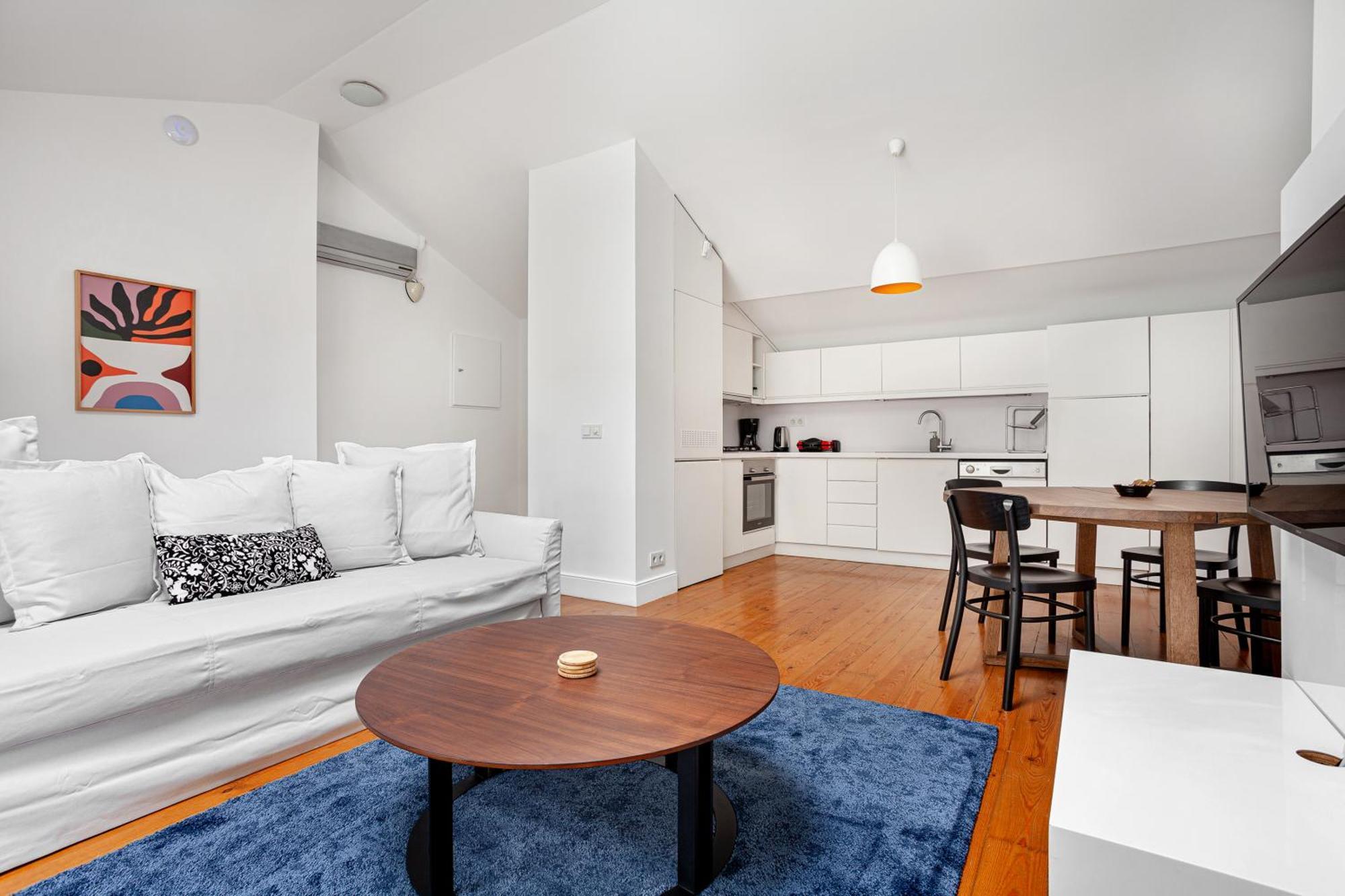 Noa - Serdar-i Ekrem 31 * Istambul