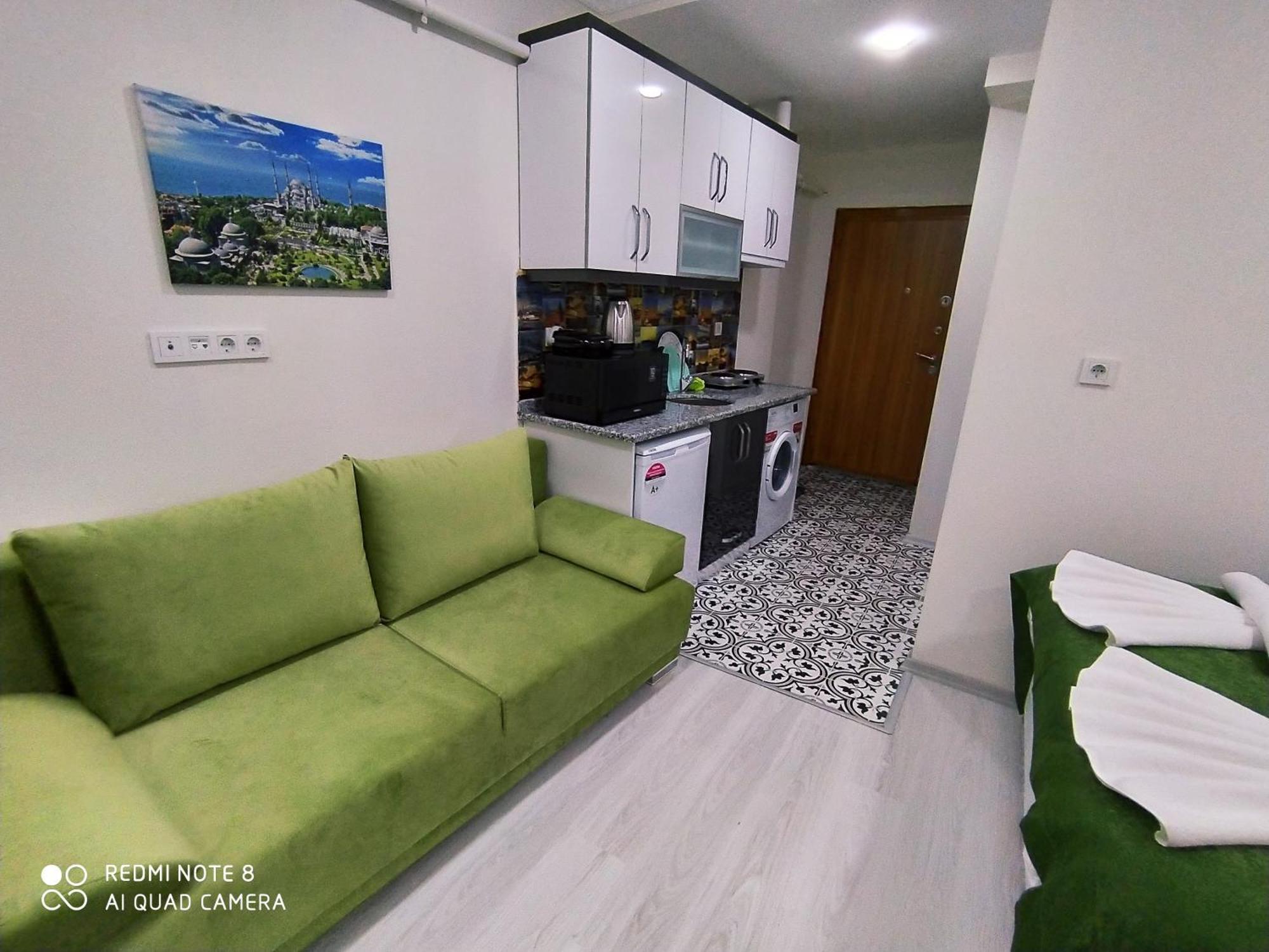Pera Colour House 2*