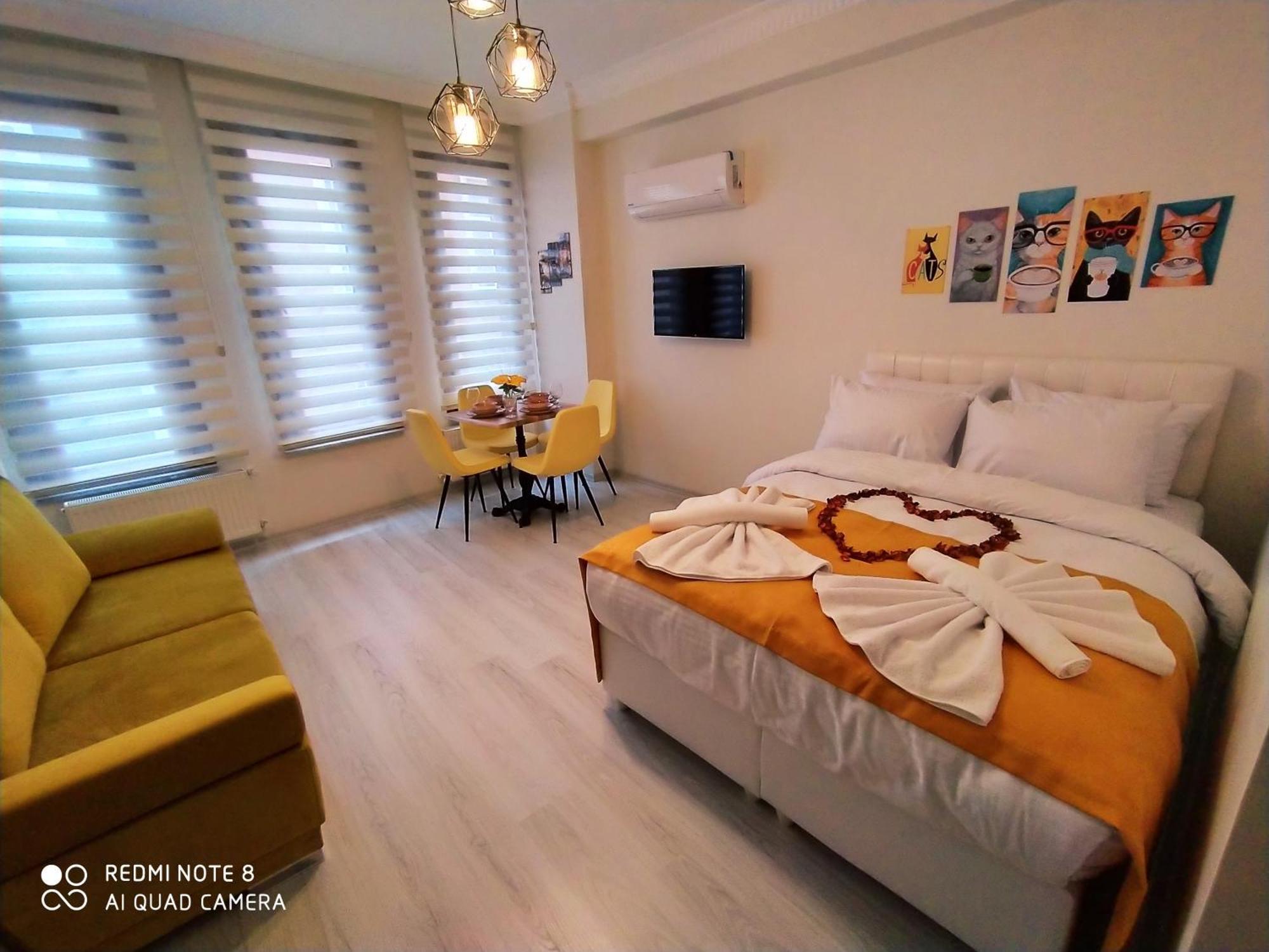Pera Colour House Aparthotel 2*