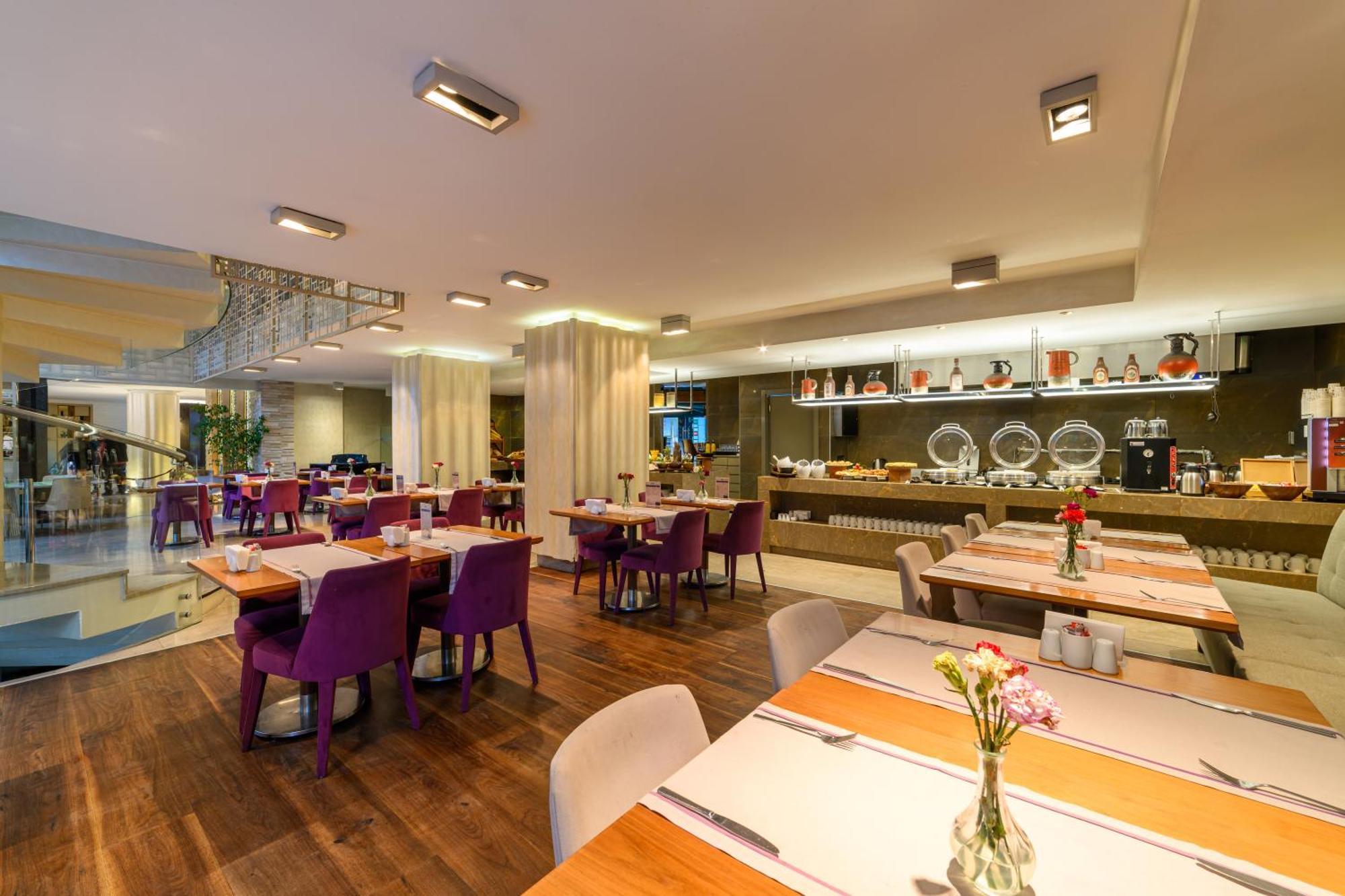 Ramada By Wyndham Grand Bazaar