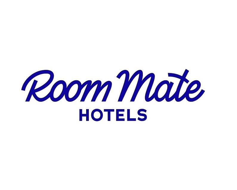 Mate Emir, Hotel 4*