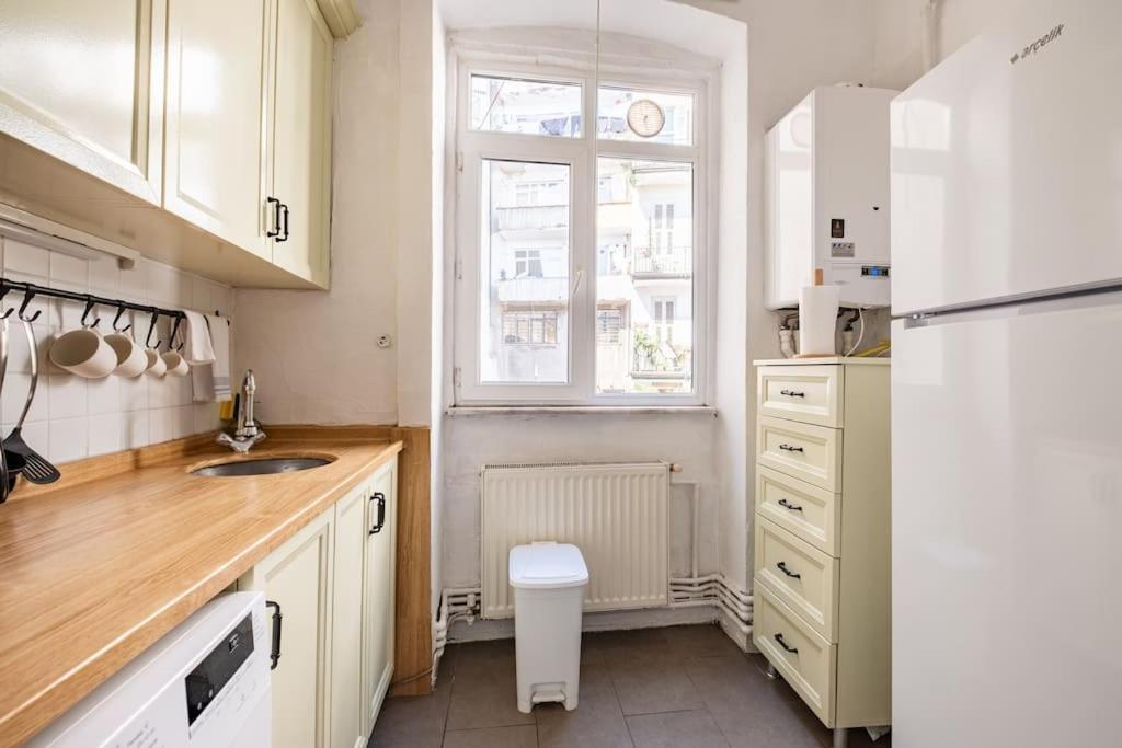 Charming Historical In Galata * Istanbul