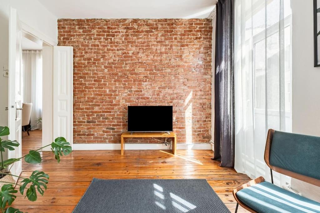 Charming Historical In Galata Apartment *