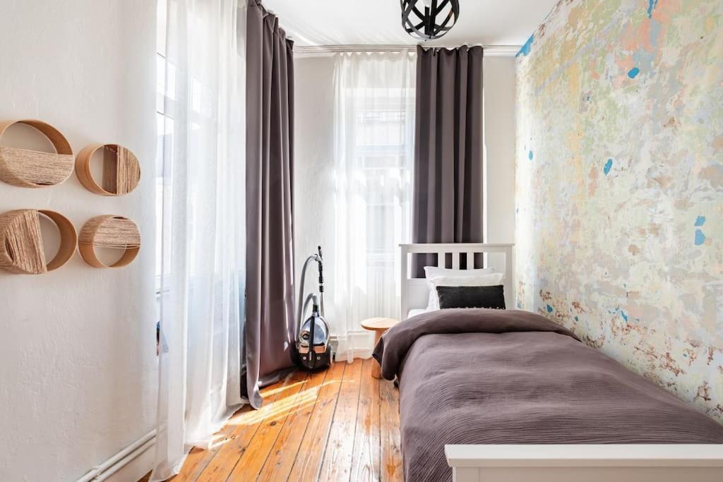 Charming Historical In Galata Apartment
