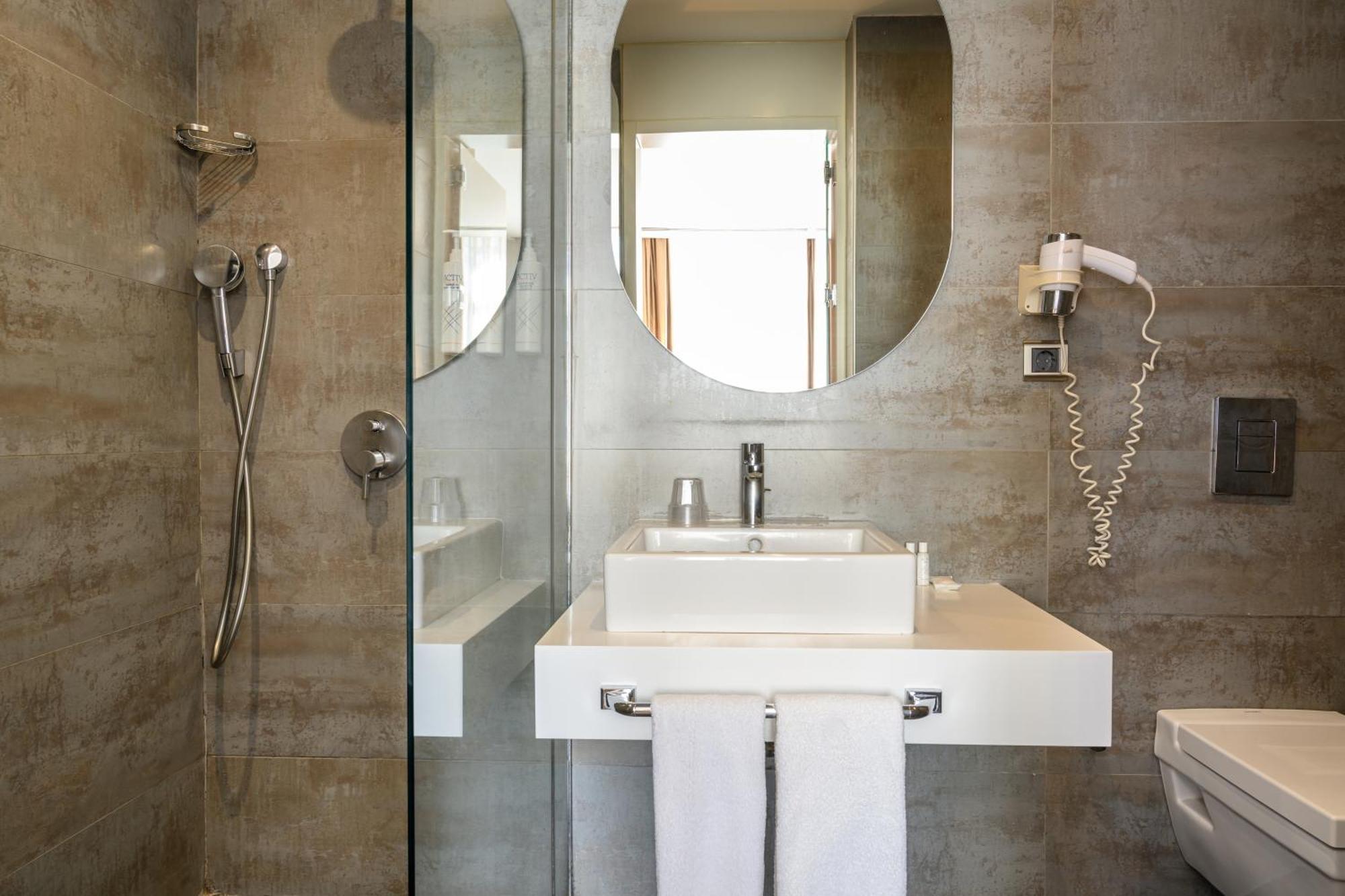 Hotel Four Points Flex By Sheraton Taksim Square 4*