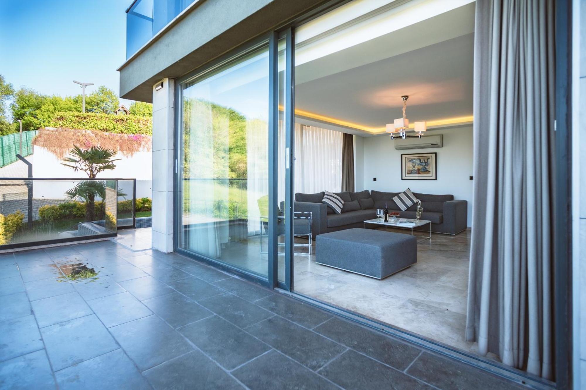 Villa Royal Blue - Luxury *