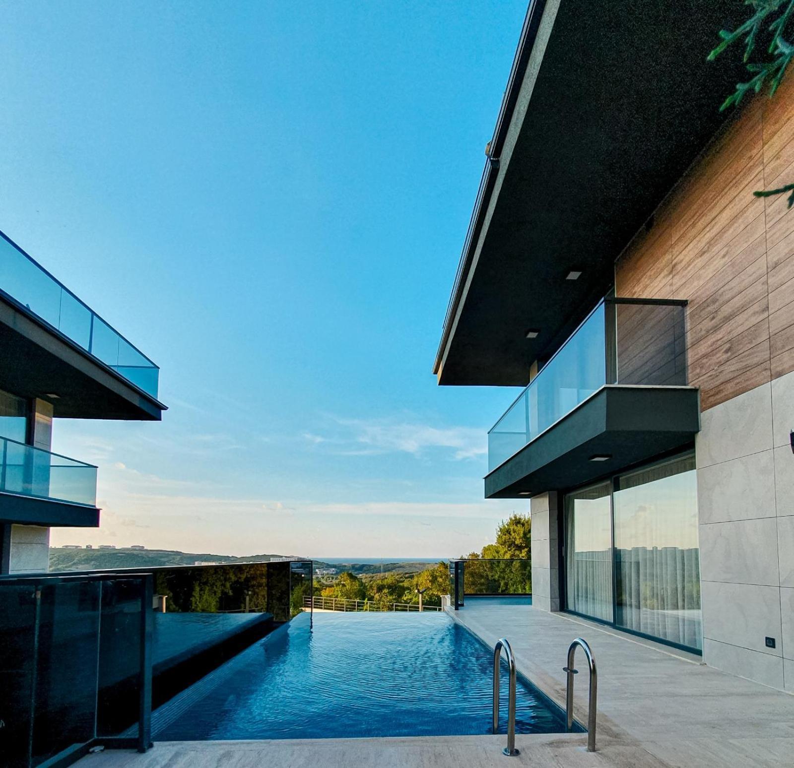 Villa Royal Blue - Luxury *