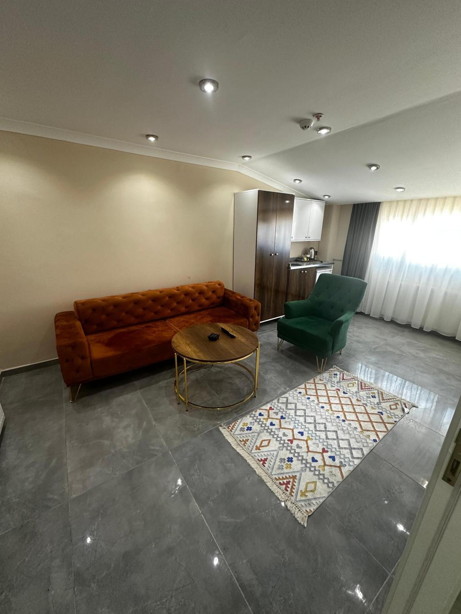 Ottoman Suit & Hotel *
