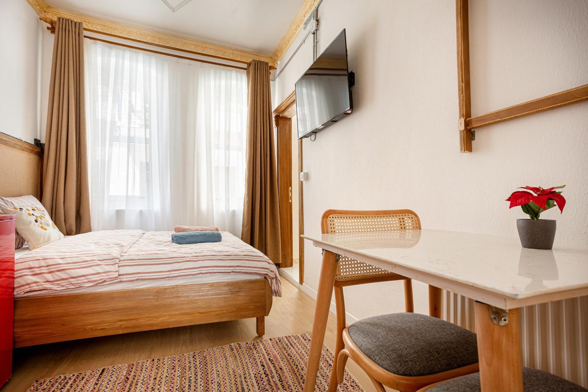 Armel Homes Galata *