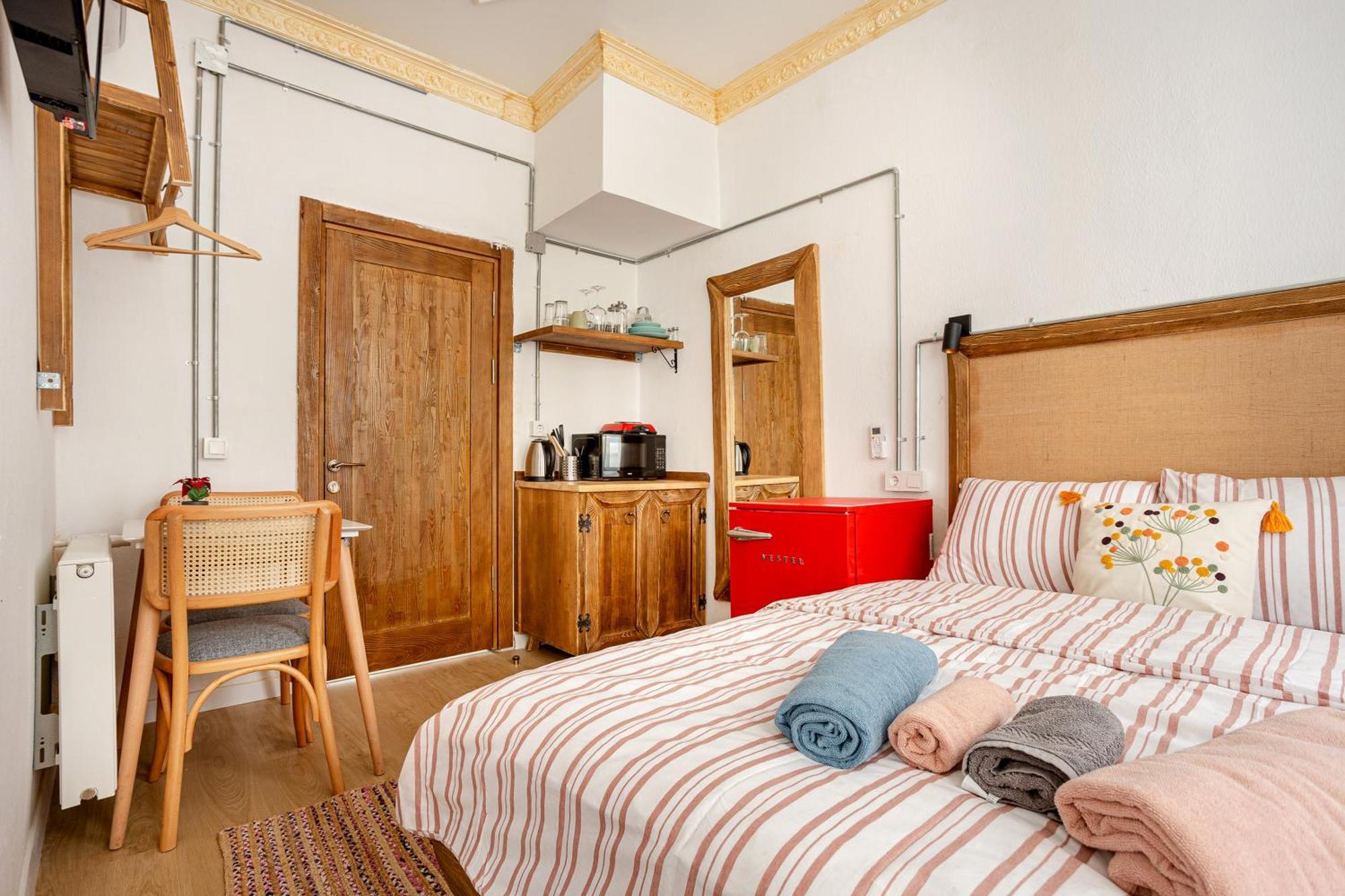 Armel Homes Galata *