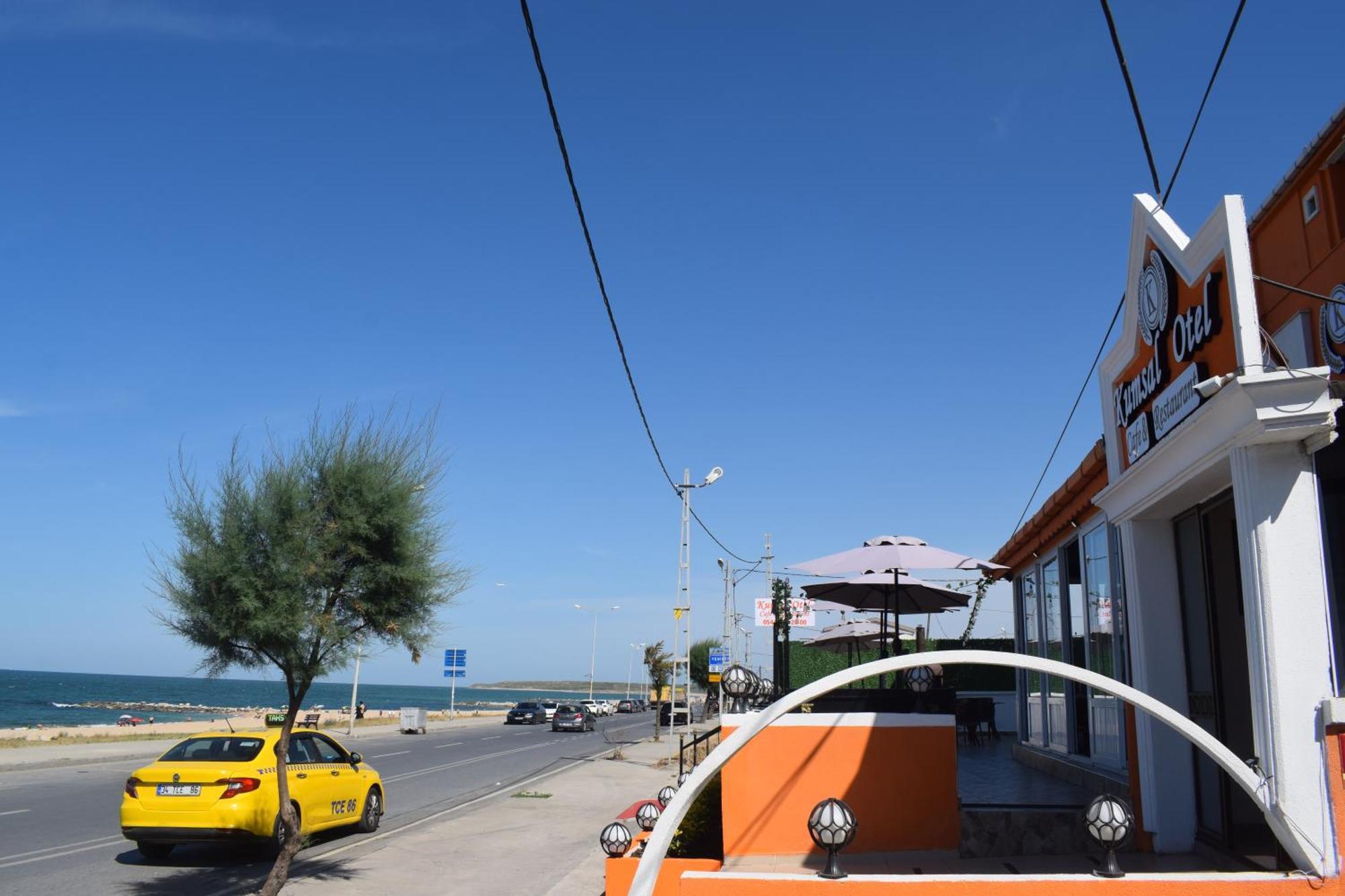 Airport Kumsal