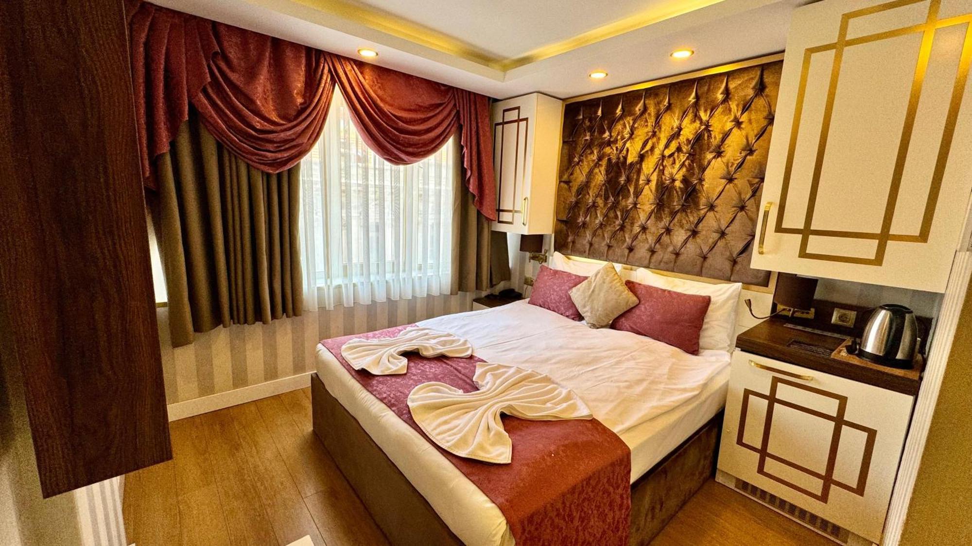 Hotel Burj Al 3*
