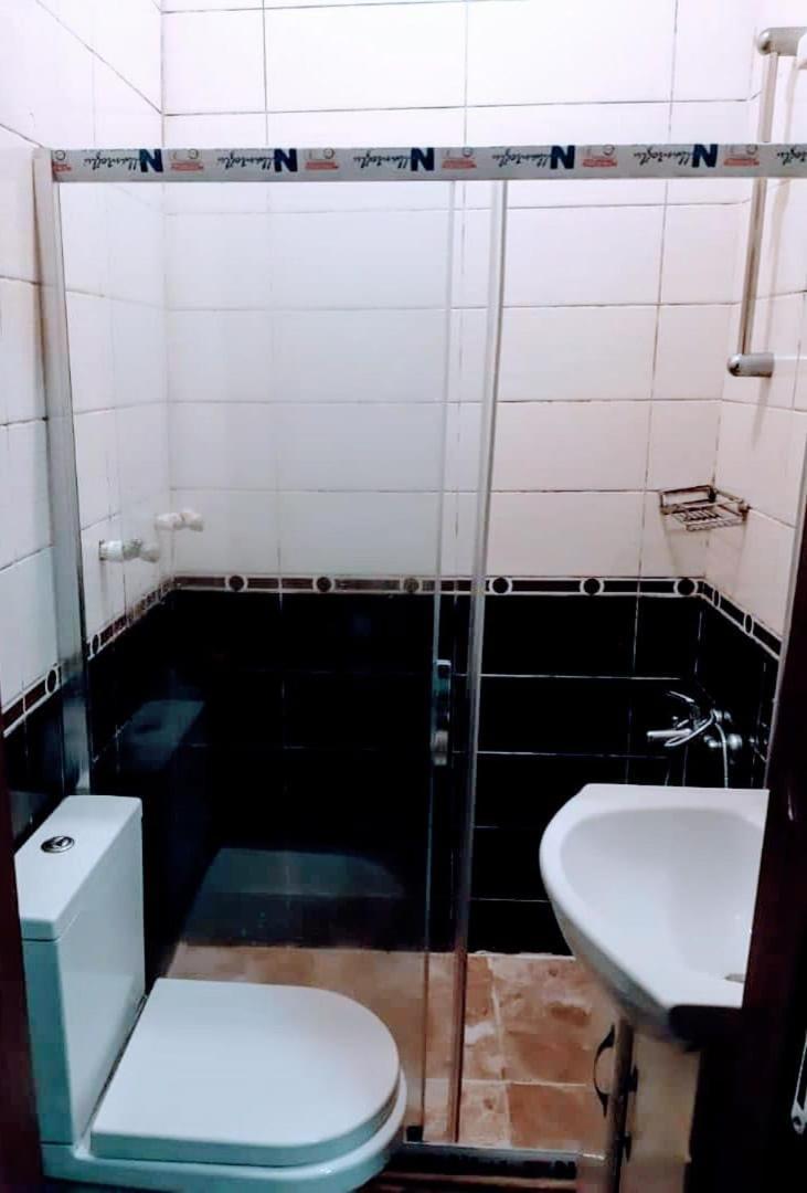 Easeinn Apartment *