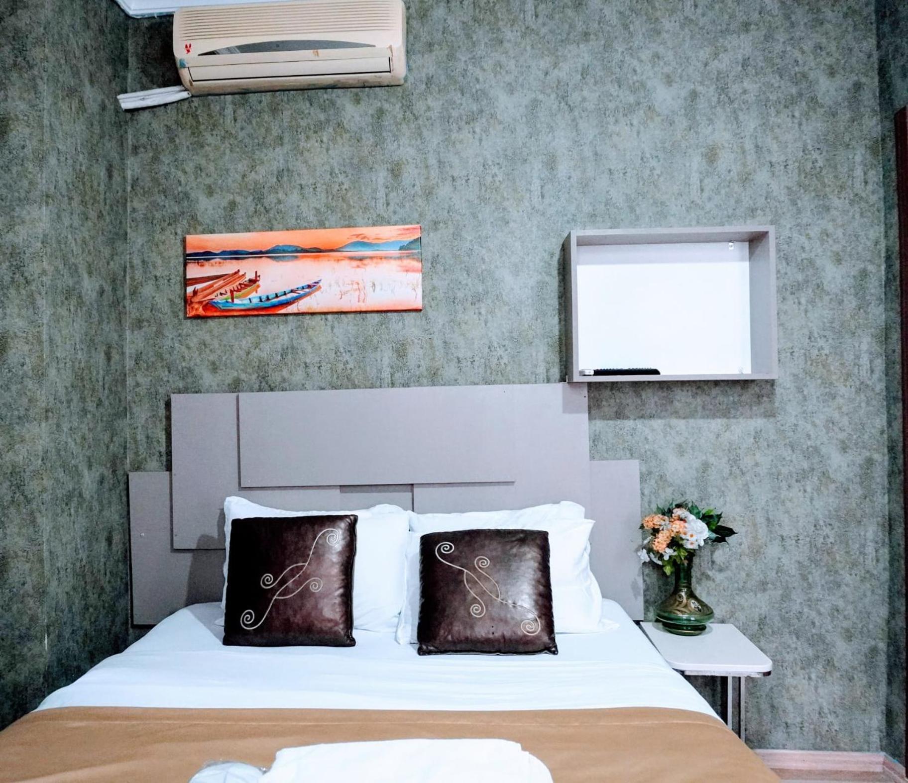 Easeinn Apartment