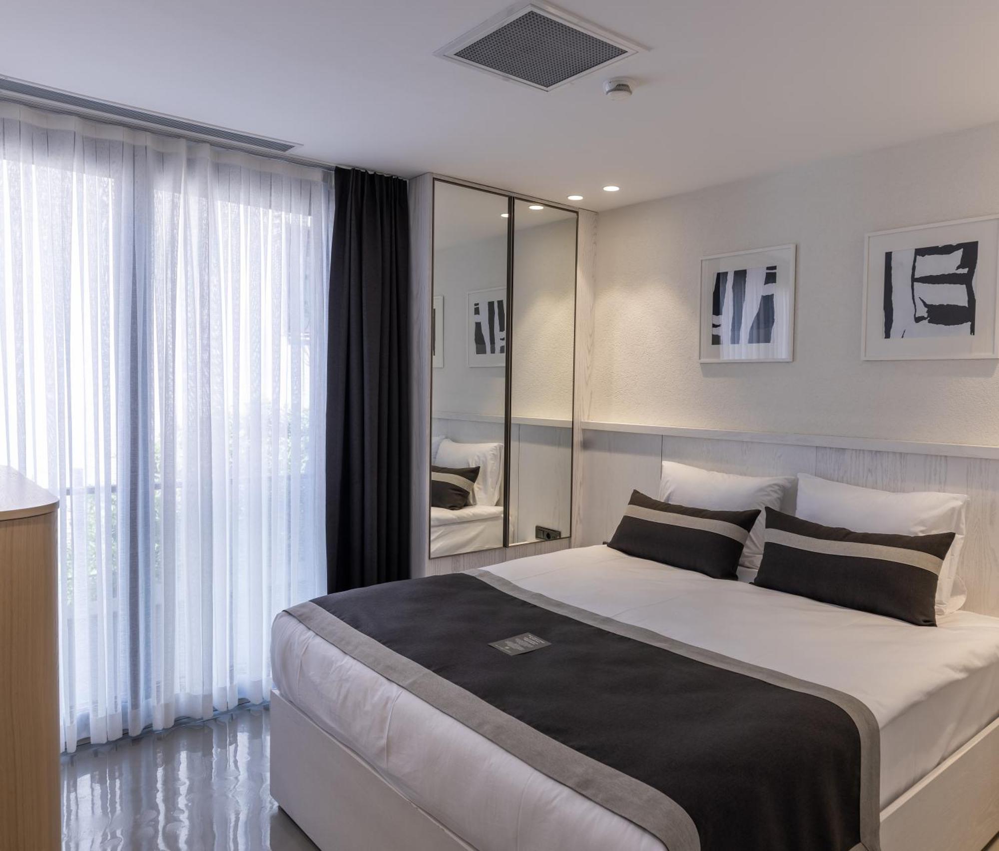 The Public Ortakoy 4*