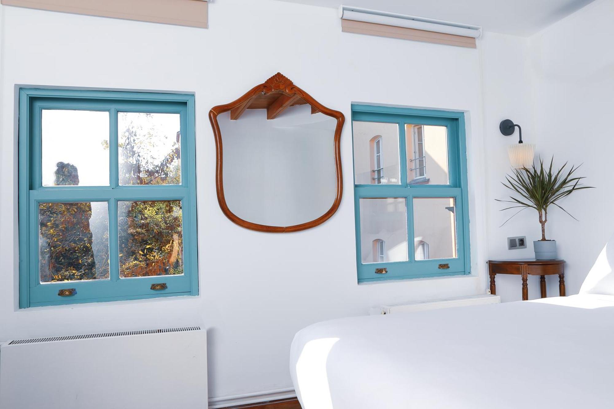 House Mola Galata 2*