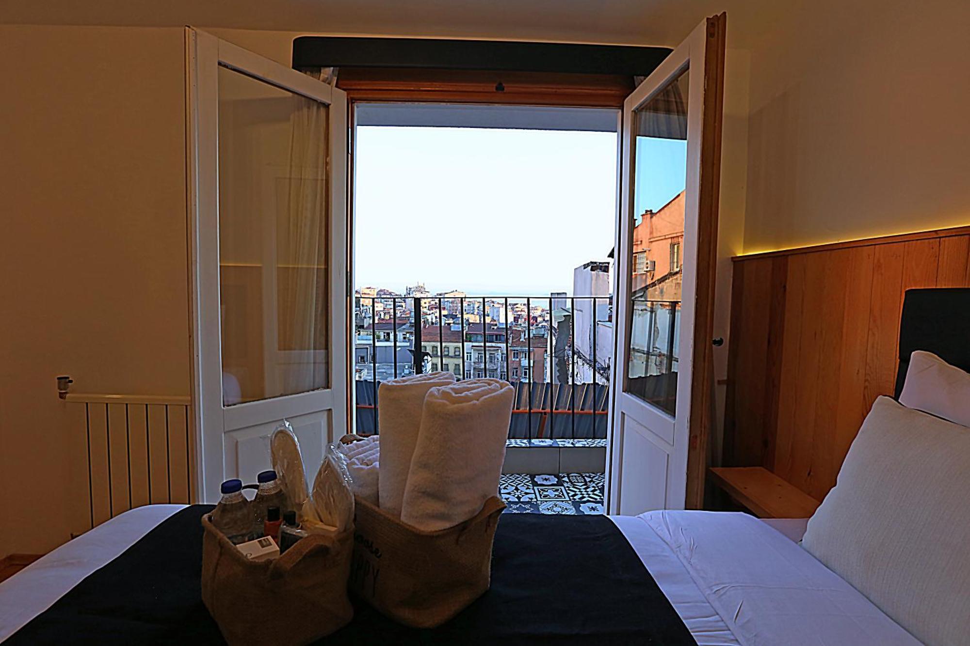 Kamılbey Suıtes Otel 3*