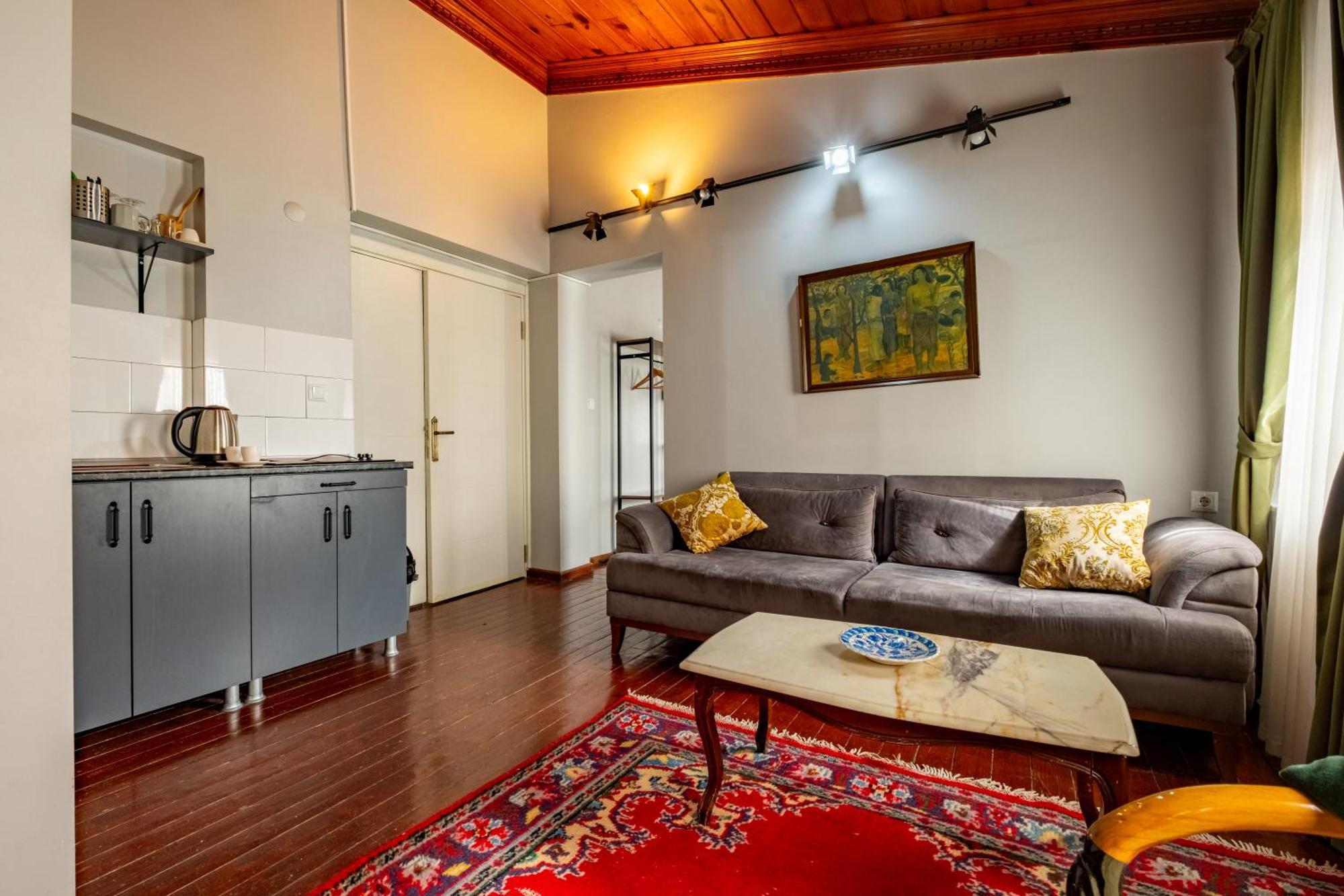 Nevalist Aparthotel *