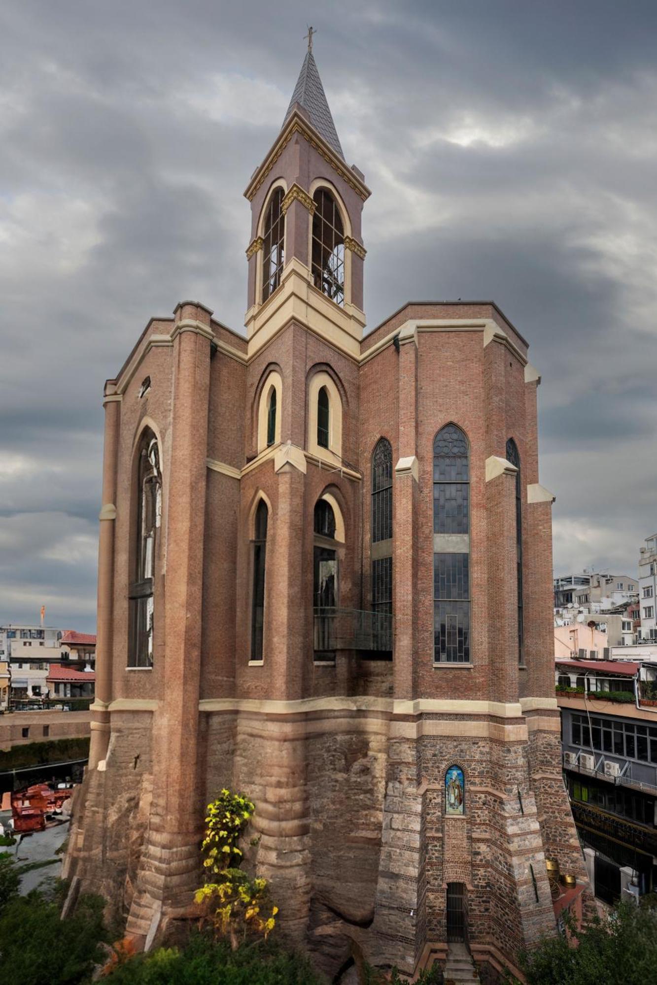 Cirrus Istanbul