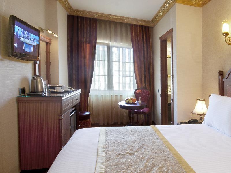 Otel Sapphire 4*