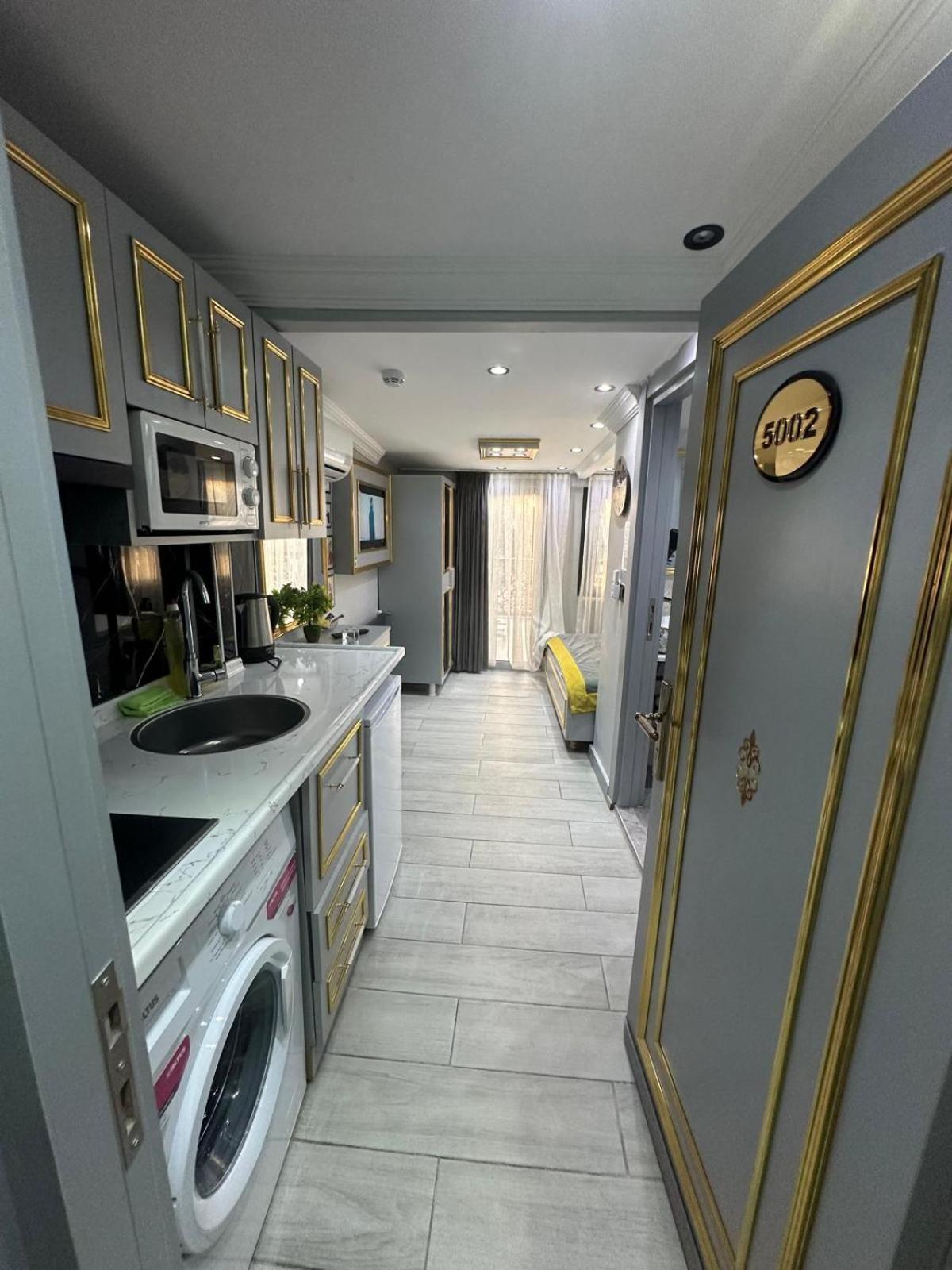 Aparthotel Taksim Larissa *