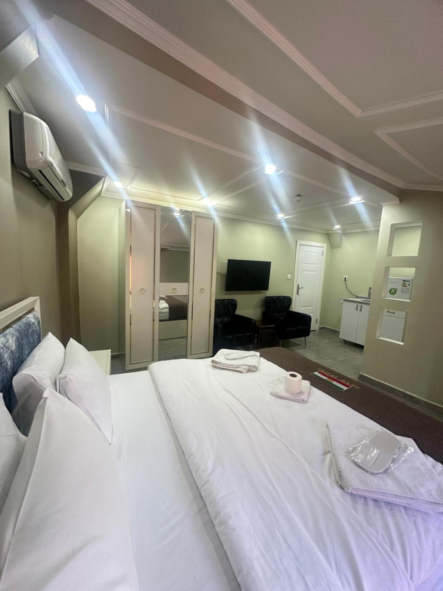 Aparthotel Sevil Star