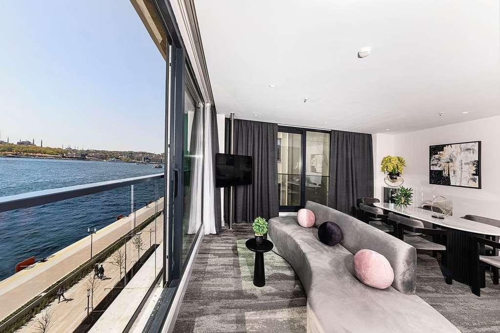 Pera Bosphorus 4*