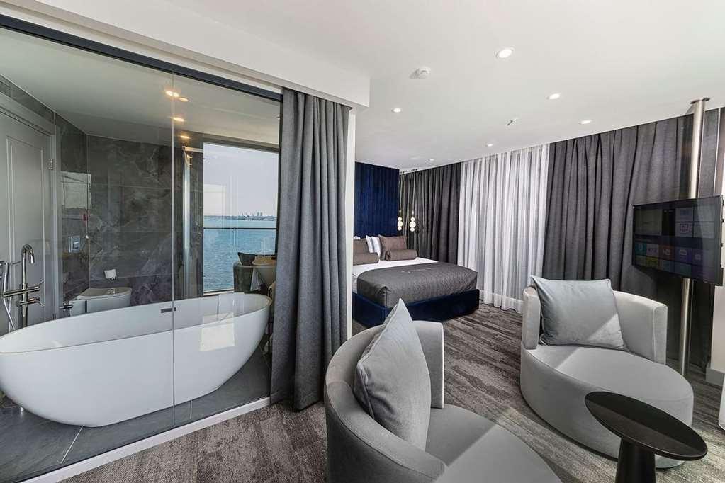 Pera Bosphorus Hotel 4*