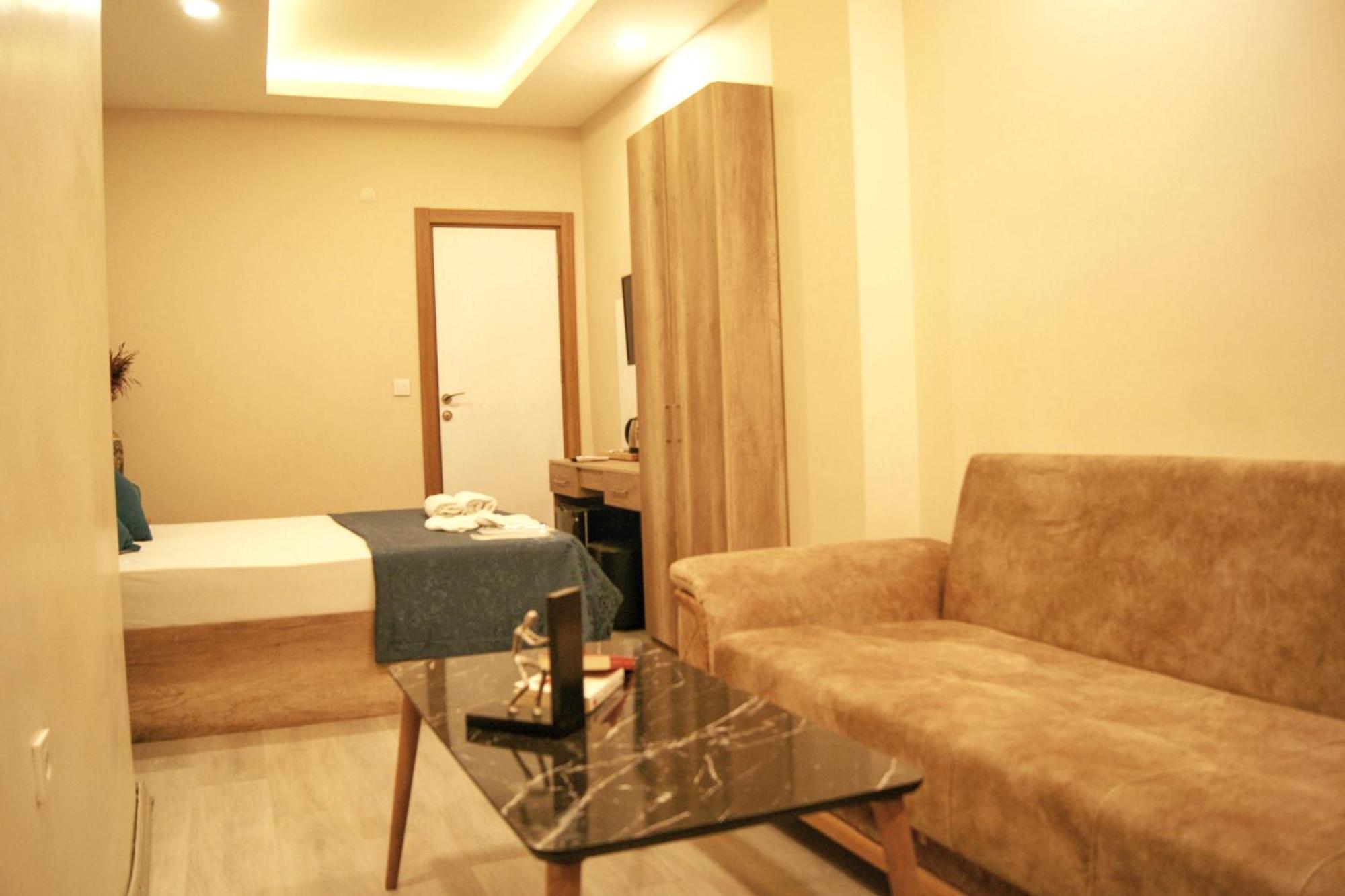 Otel Destinia Pera