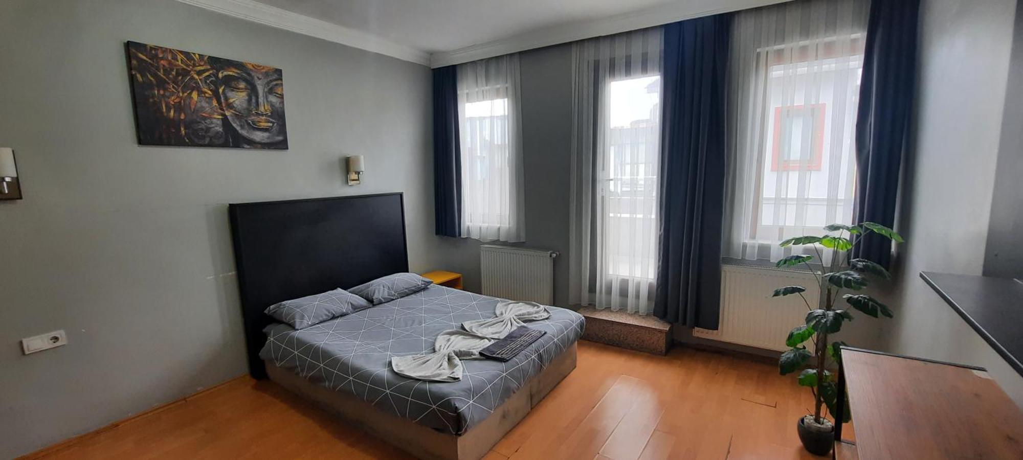 Nana Taksim Apartment