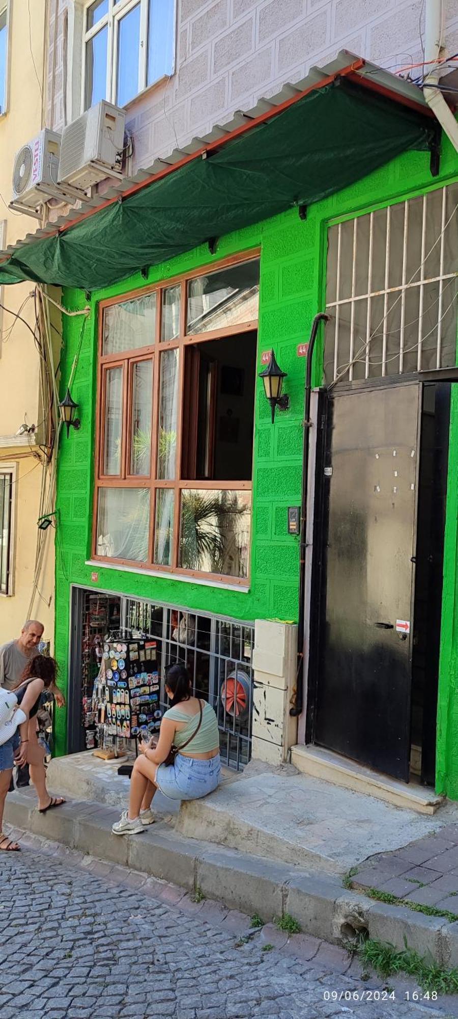 Nur Abuzer Yegin * Istanbul