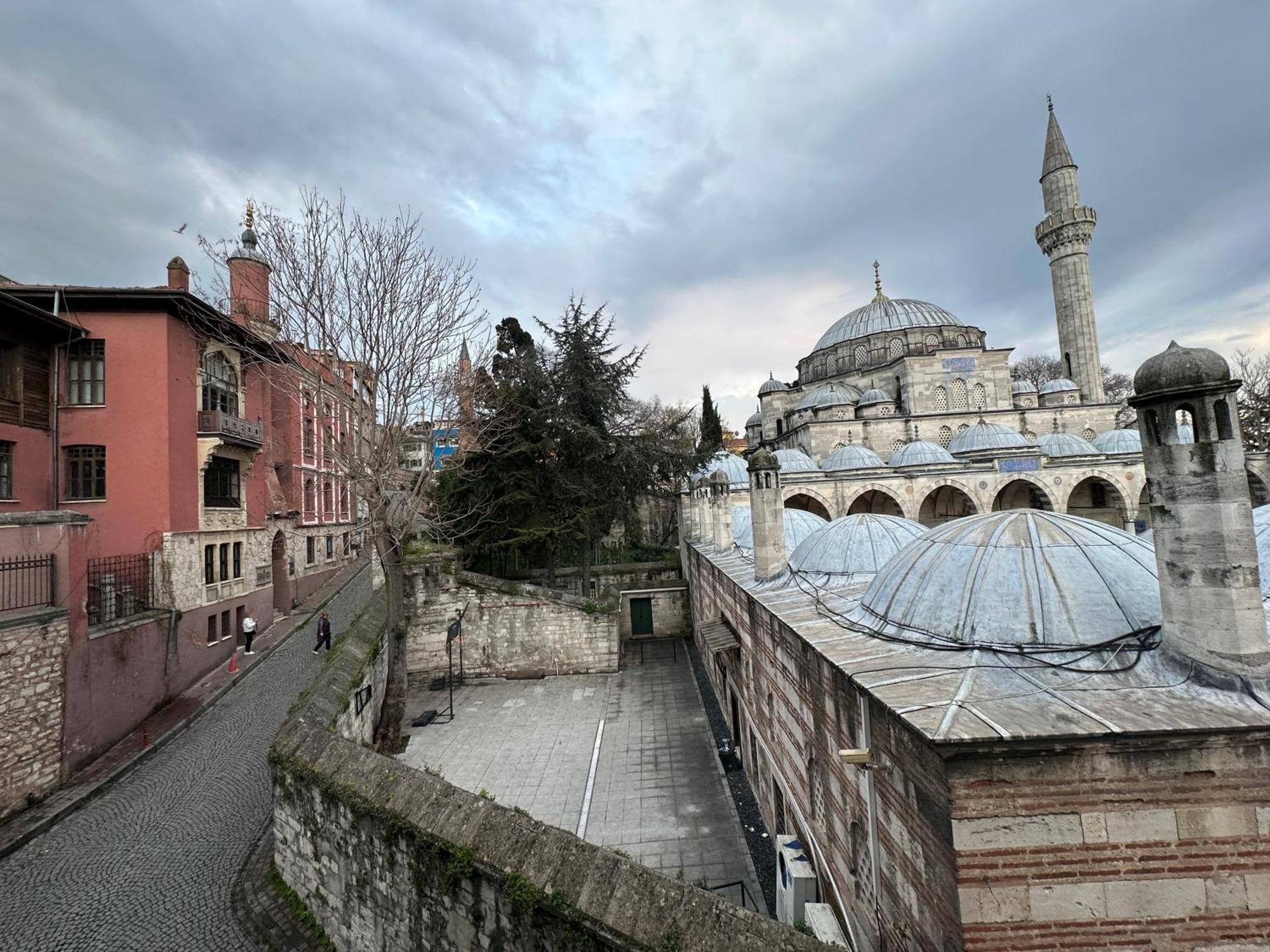 Apartment Nur Abuzer Yegin Istanbul