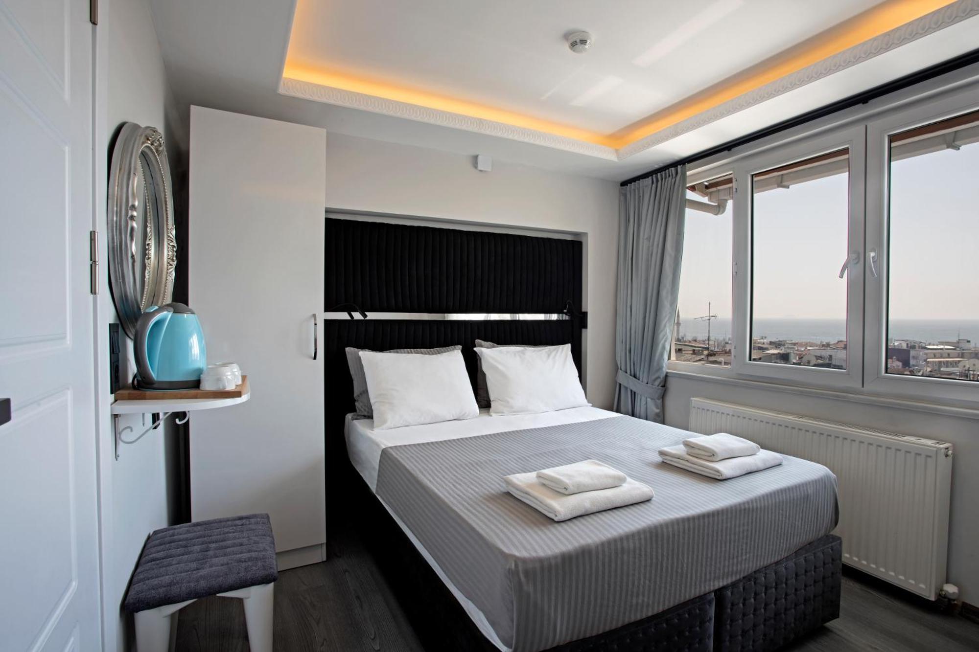 Carvan Hotel *
