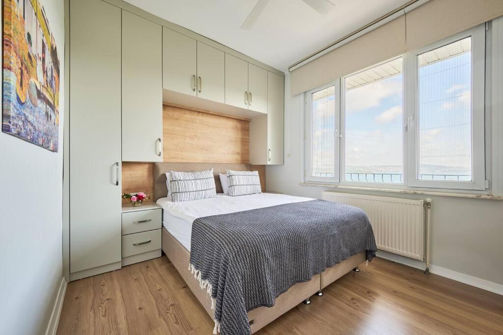 Luxury With Bosphorus View In Sariyer! Daire *