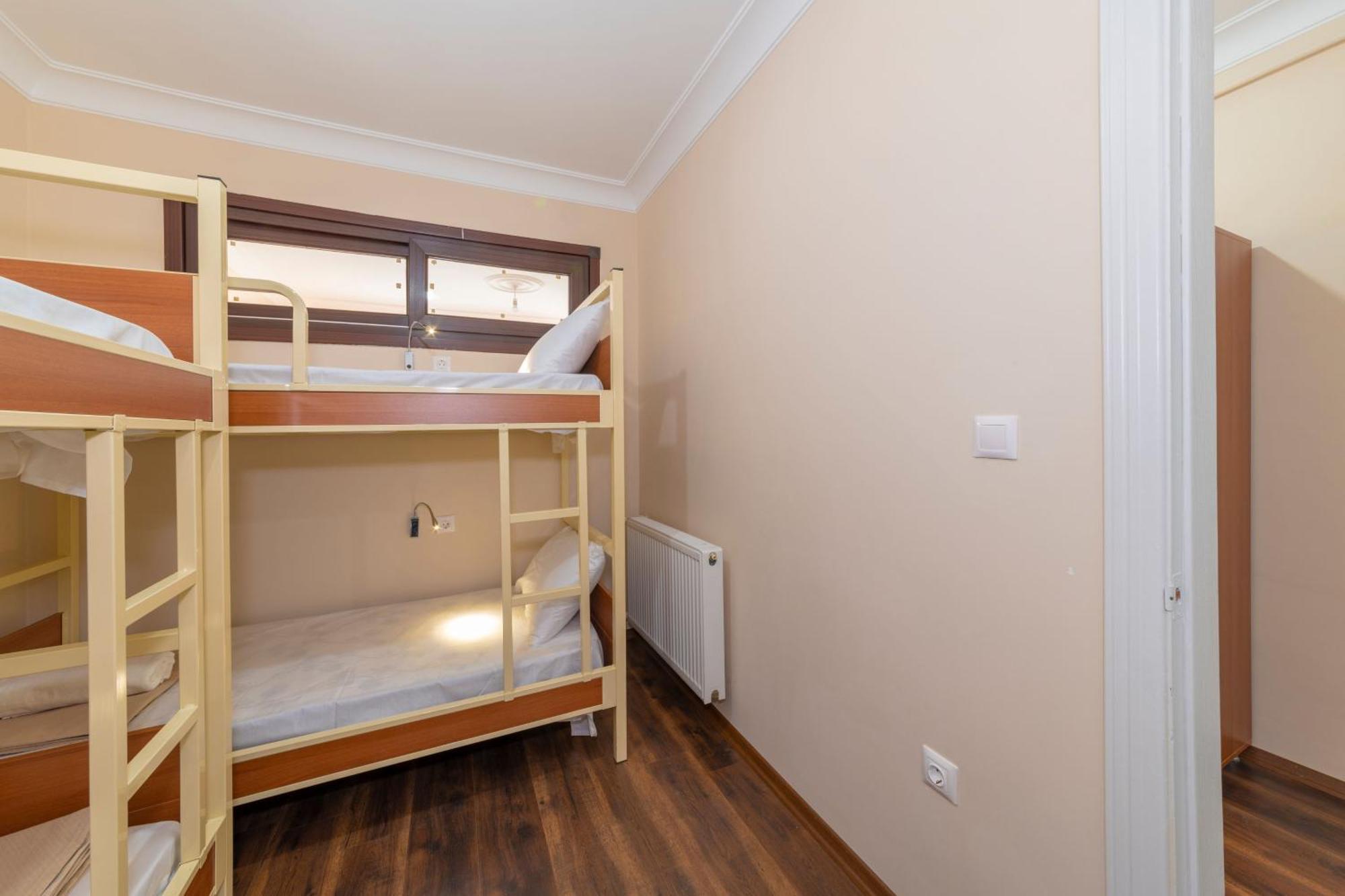 Taximcenterhostel *