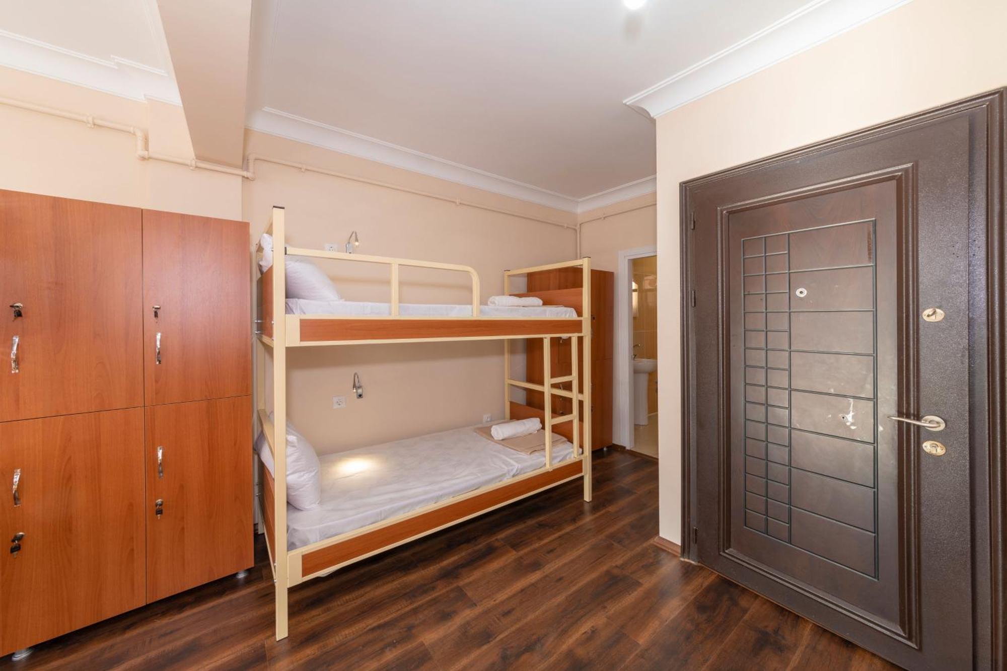 Taximcenterhostel Hostel *