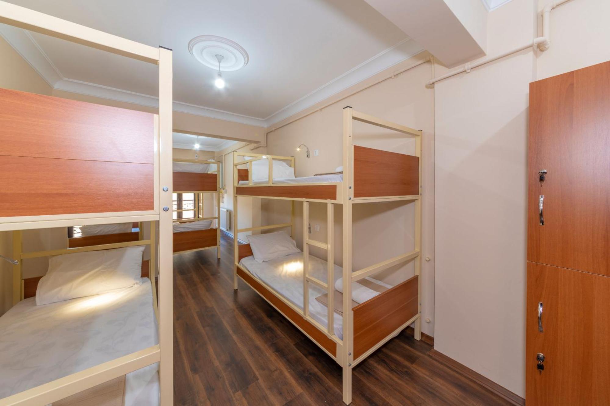 Taximcenterhostel *