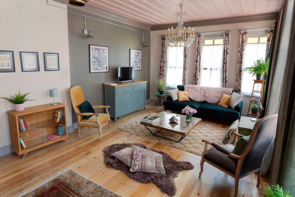 Apartment Tastefully Decorated House In Old - Rose *