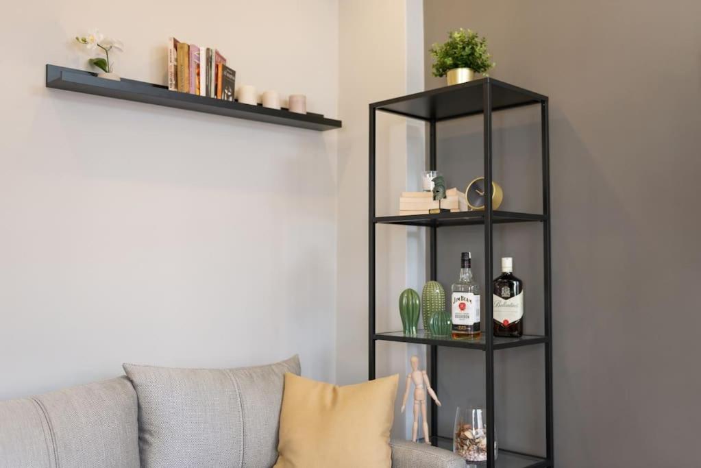 The Of The Bosphorus & Comfortable Apartment