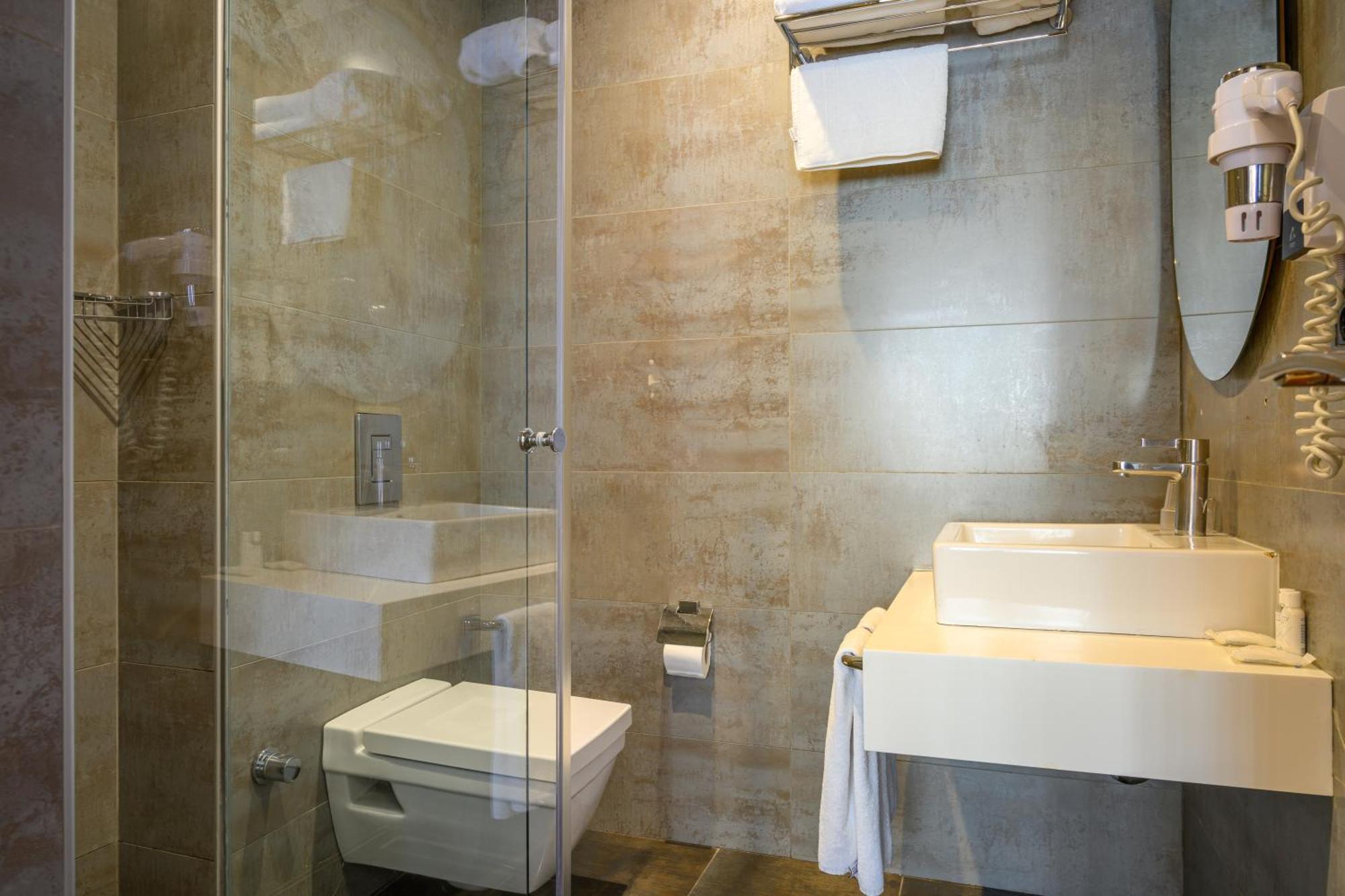 Hotel Four Points Flex By Sheraton Taksim Square 4*