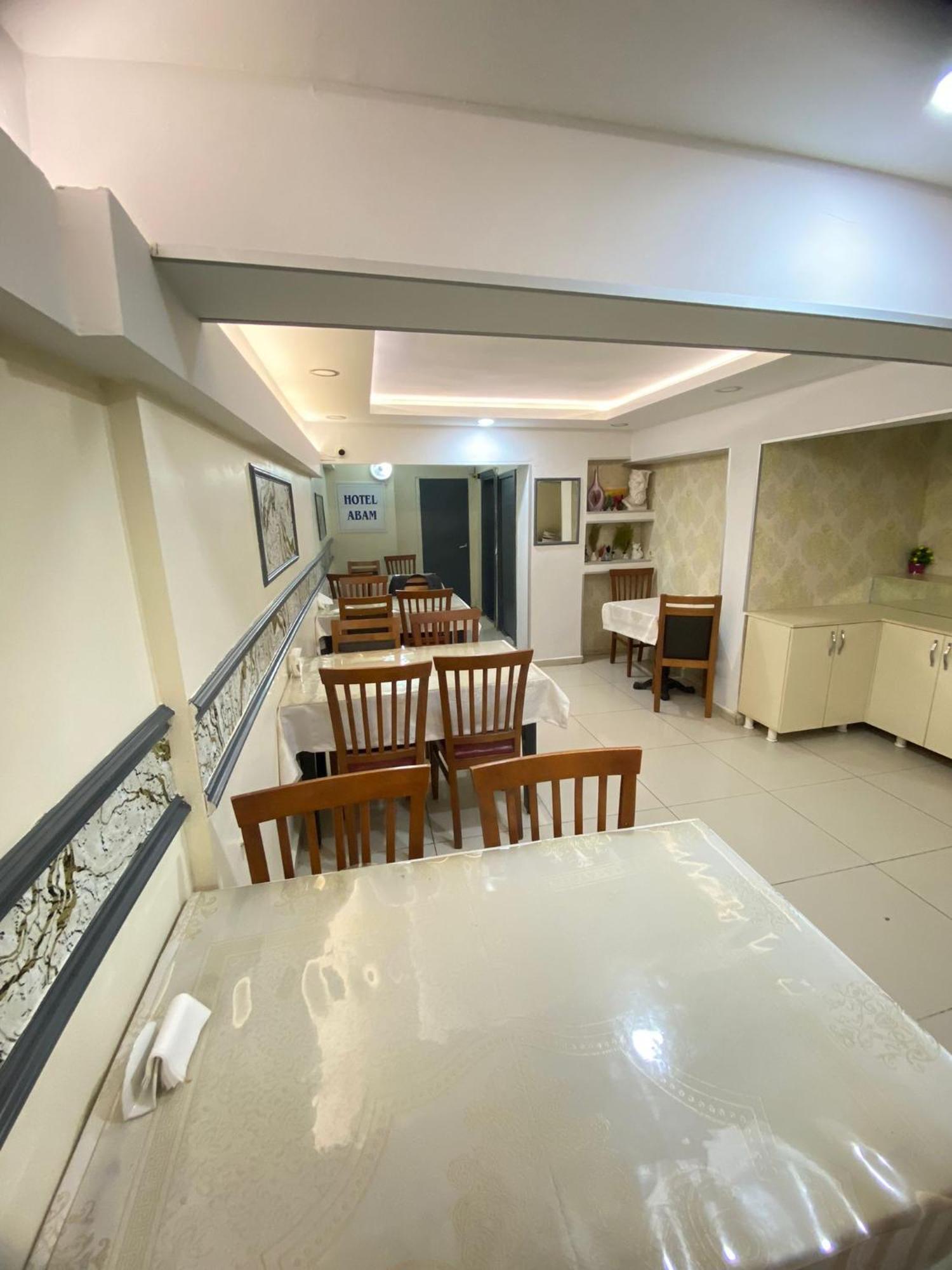 Hotel Abam