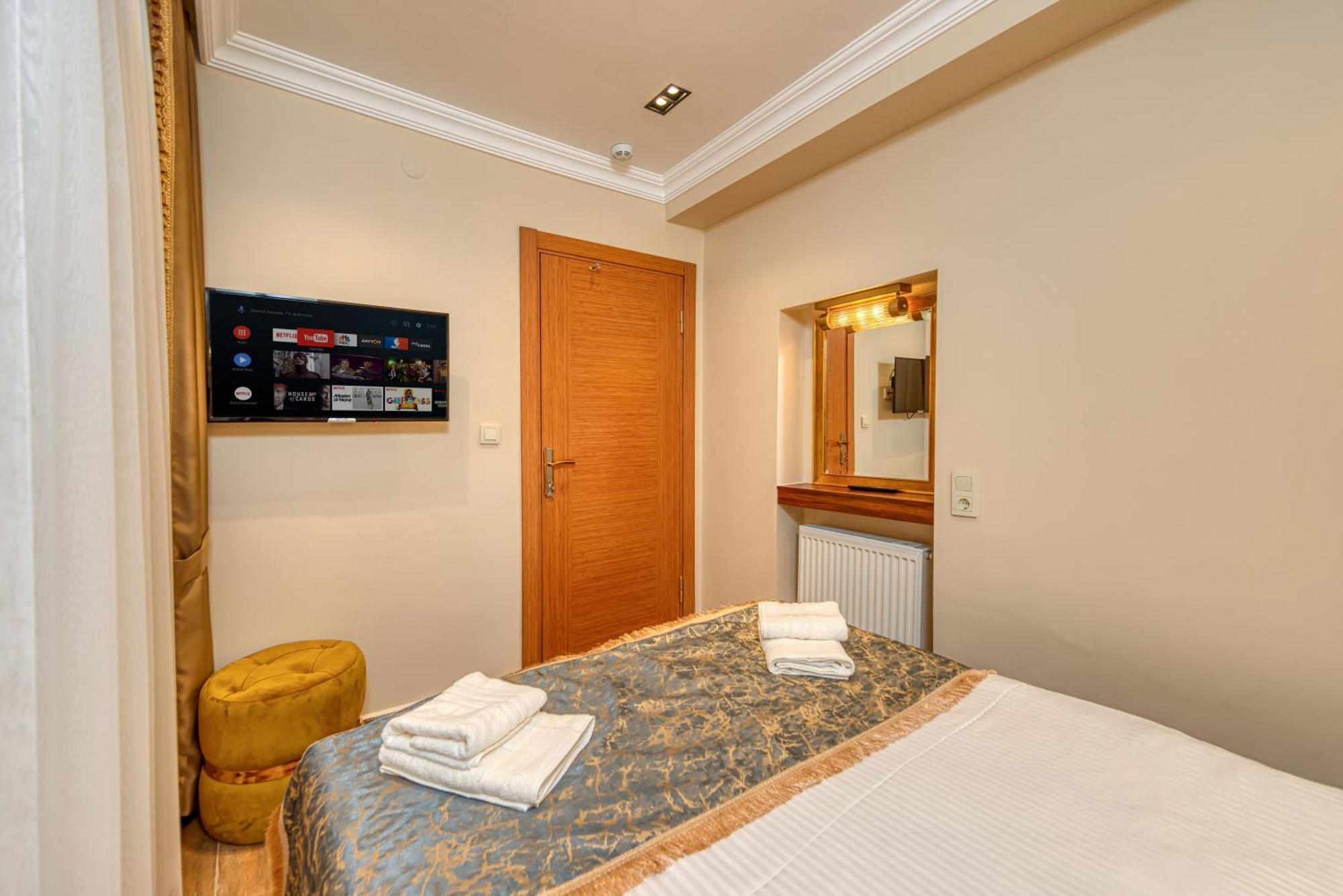 Brown 2 Mansion Oldcity Otel *