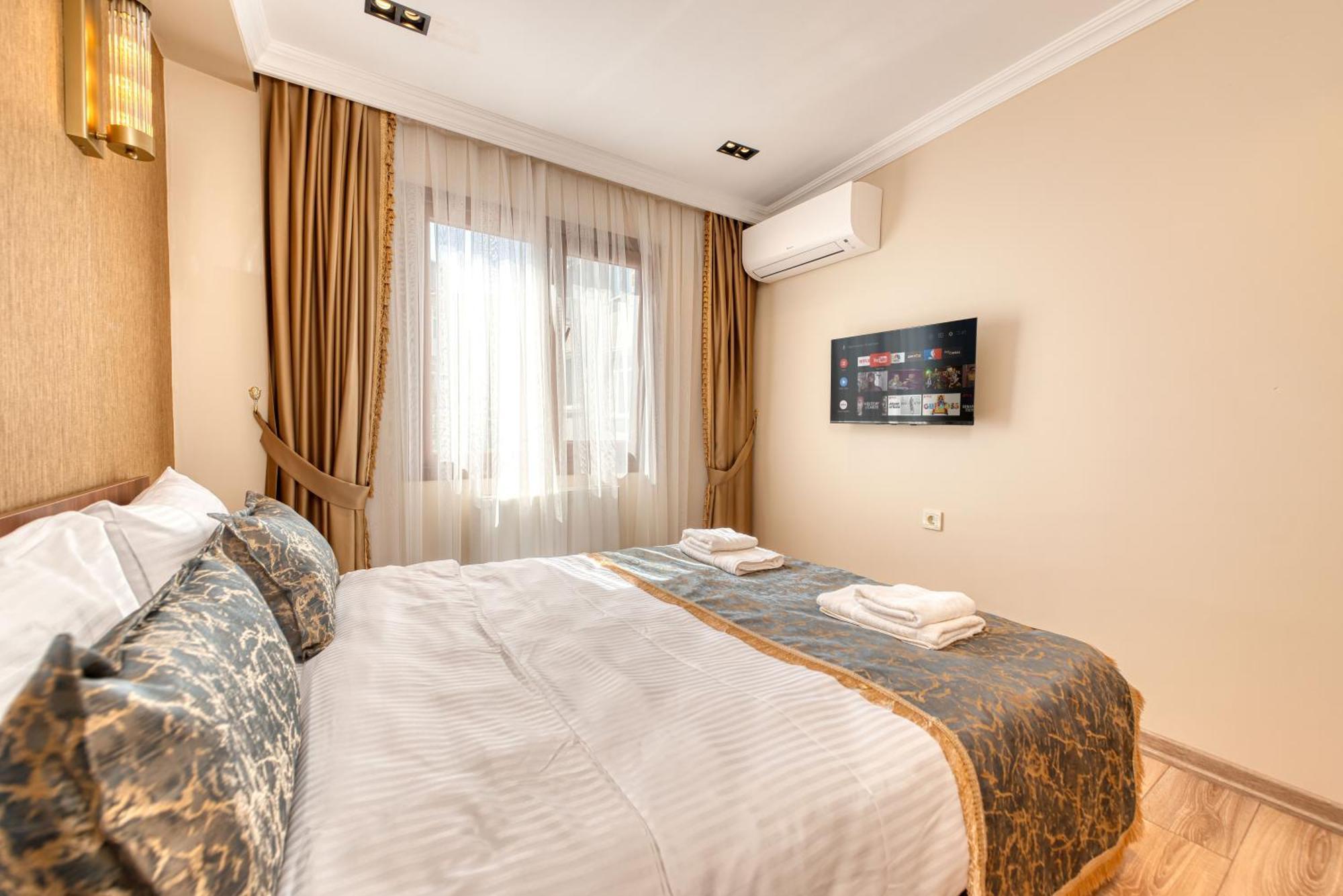 Brown 2 Mansion Oldcity Otel