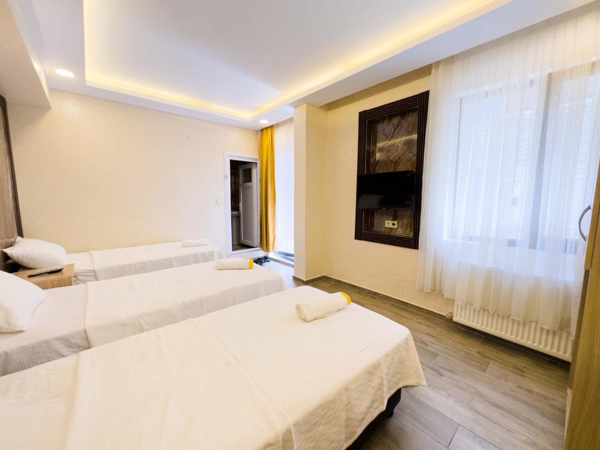 Oez Duenya Hotel *