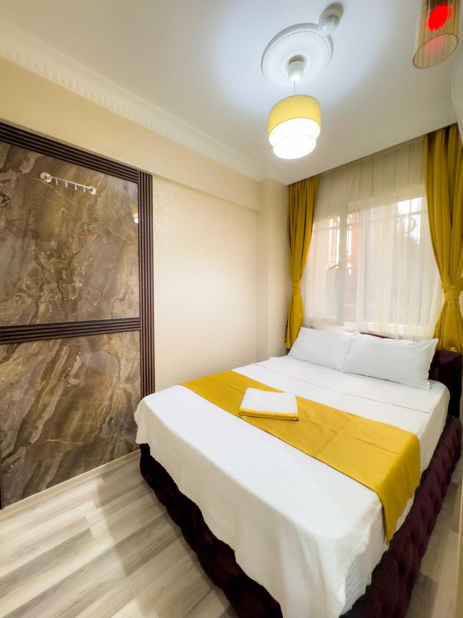 Oez Duenya Hotel *
