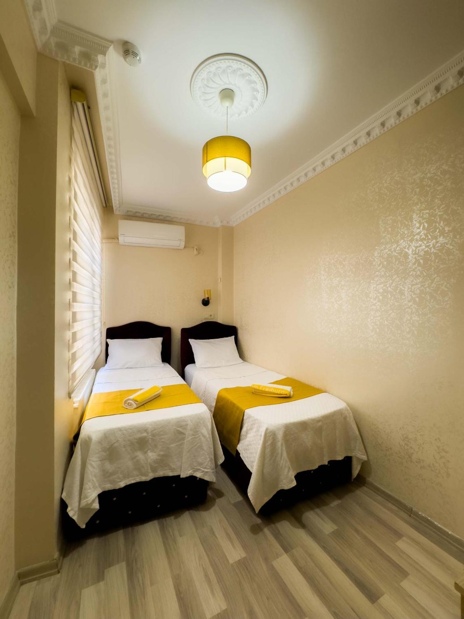 Oez Duenya Hotel *