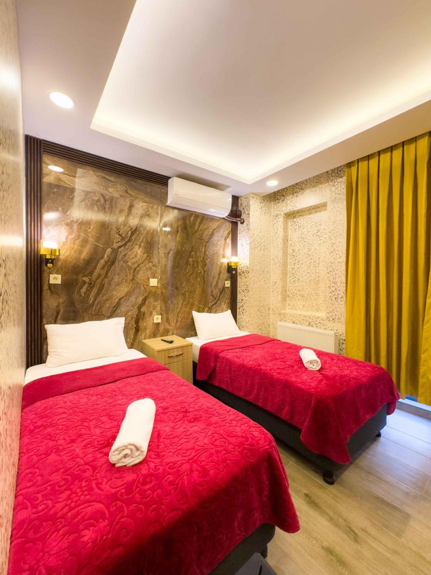 Oez Duenya Hotel *