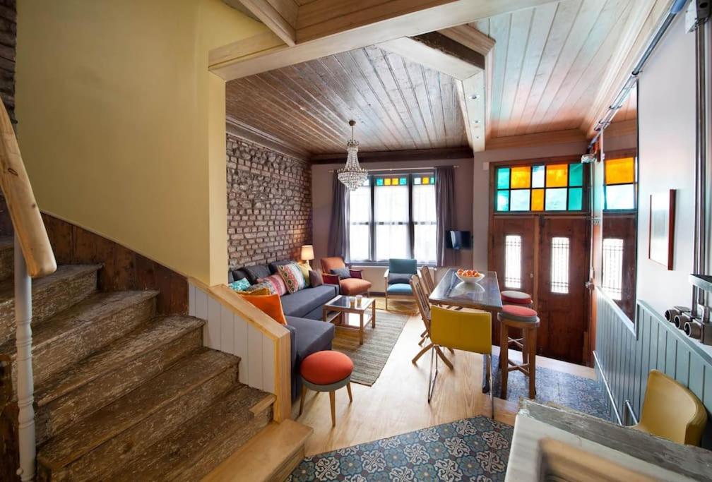 Enjoy Golden Horn Views From Tangerine House * Istanbul